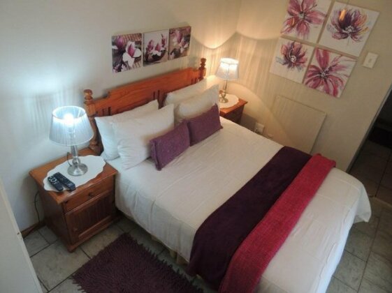 Rita's Guesthouse CC - Photo2