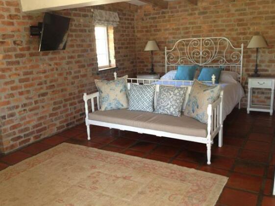 Cow Shed Cottage - Photo3