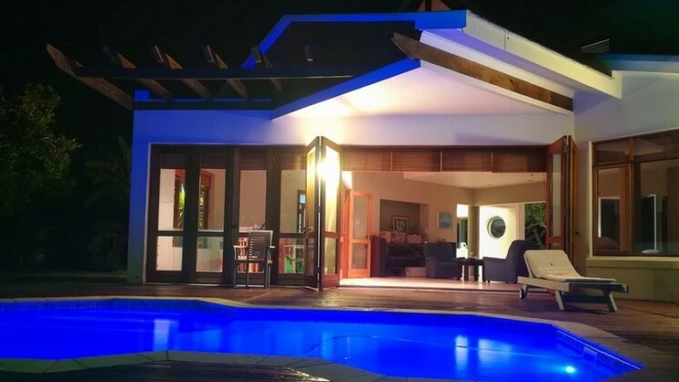 Aquarius Beach House - Photo2