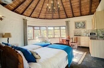 Serpentine Manor - Photo3