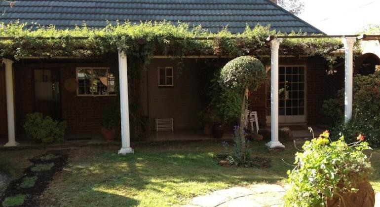 Swallows Nest B&B - Photo2