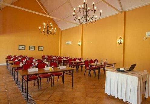 Protea Hotel by Marriott Chingola - Photo4