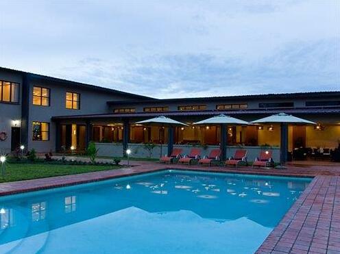 Protea Hotel by Marriott Chipata - Photo2