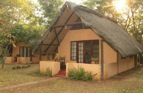 Bushfront Lodge - Photo2