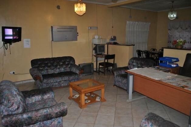 Lubamutu VIP Guest House - Photo2