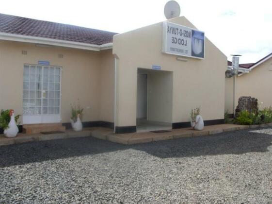 Mosi-O-Tunya Executive Lodge