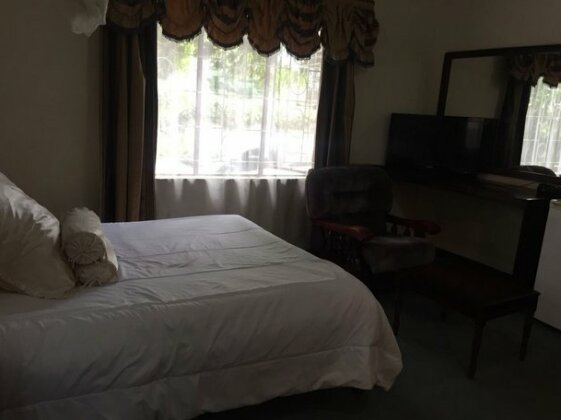 Roysam Lodge - Photo4