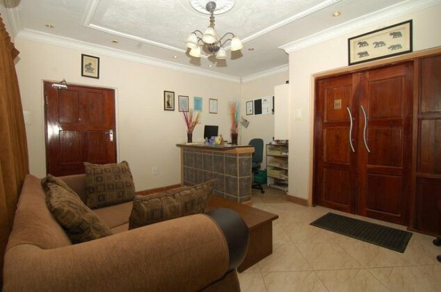 Trench Town Lodge - Photo5