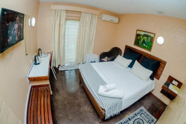 Ndeke Hotel - Photo5