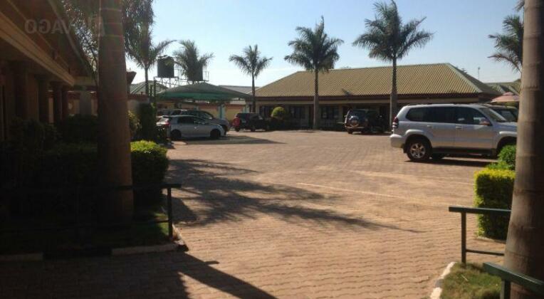 Ndozo Lodge Ltd - Photo5