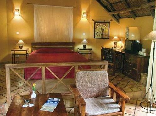 Protea Hotel by Marriott Lusaka Safari Lodge - Photo5