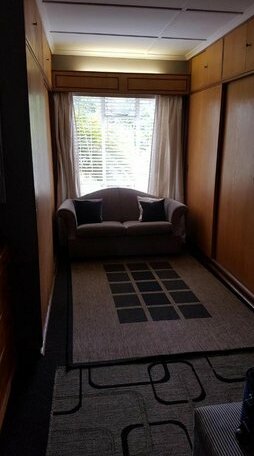 Burnham Road Suite - Photo5