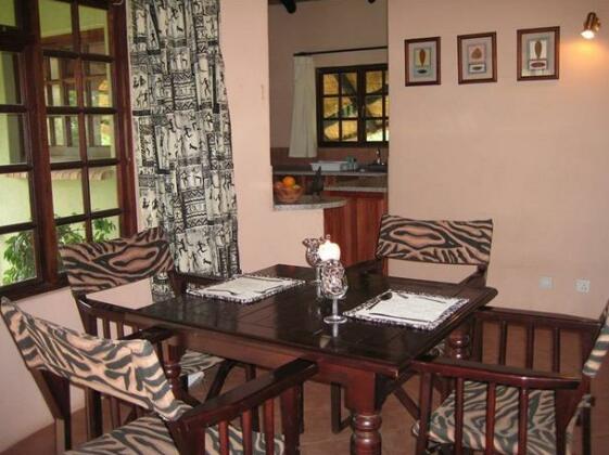 Granite Park Lodges - Photo3