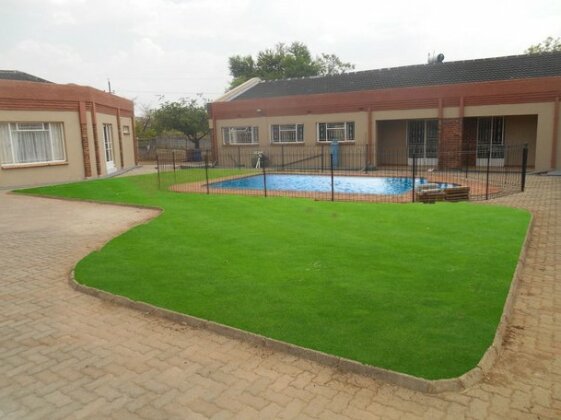 Pebble Rock Lodge - Photo2