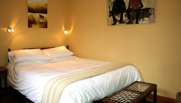 Travellers Guest House - Photo2