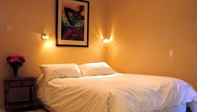 Travellers Guest House - Photo4