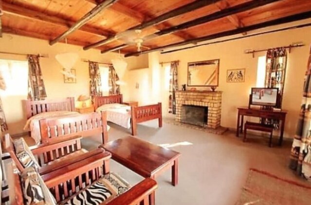 Ganda Lodge - Photo3