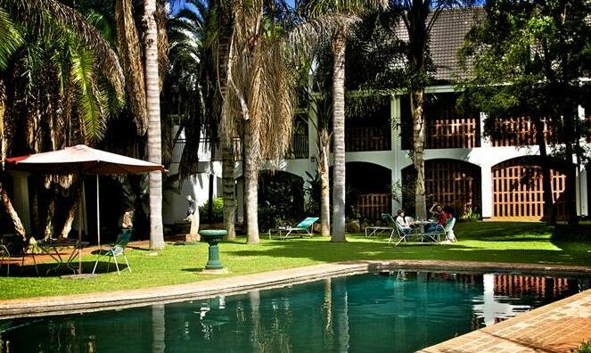 Bronte Hotel - Photo3