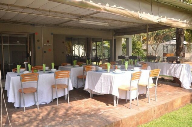 Coghlan Villa Guest House - Photo4