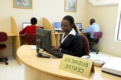 Holiday Inn - Harare - Photo3
