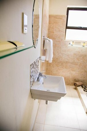 Lelethu Guest House - Photo3
