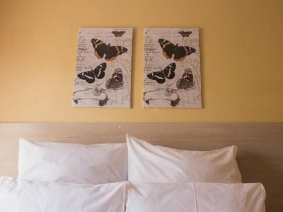 Lolos Exquisite Two Bedroom Apartment - Photo4