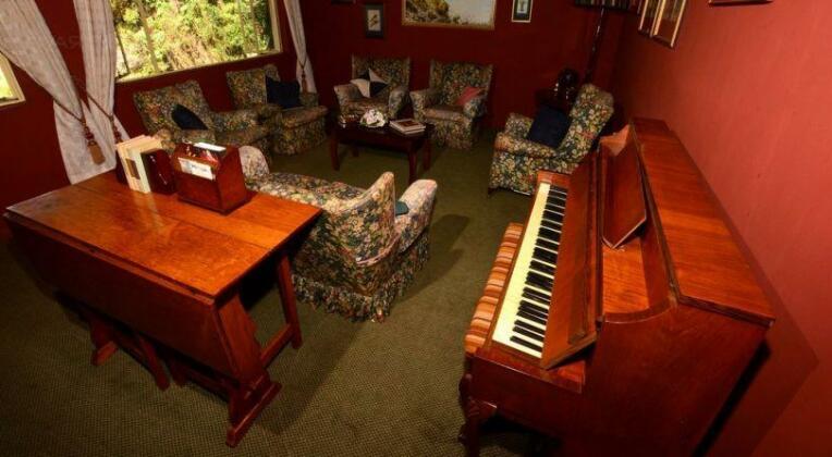 Pine Tree Inn Harare - Photo4
