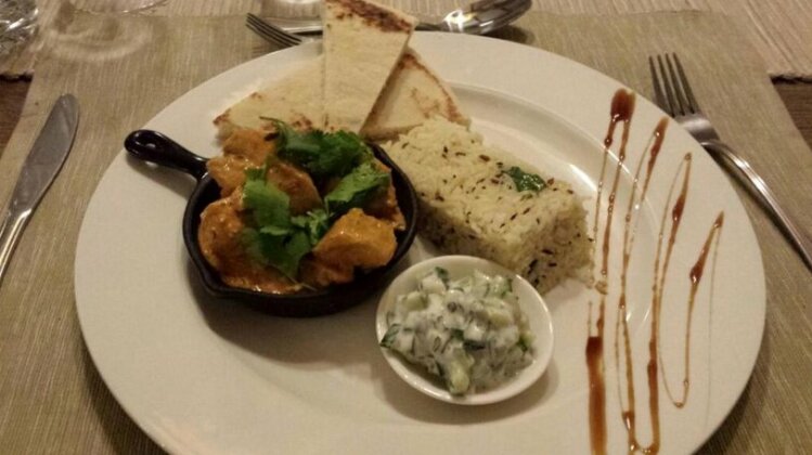 Sandalwood Lodge - Photo3