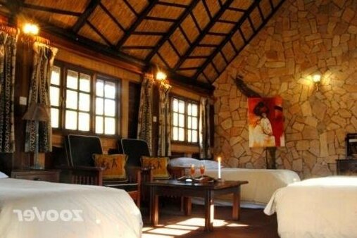 Rainbow Sikumi Tree Lodge Hotel - Photo4
