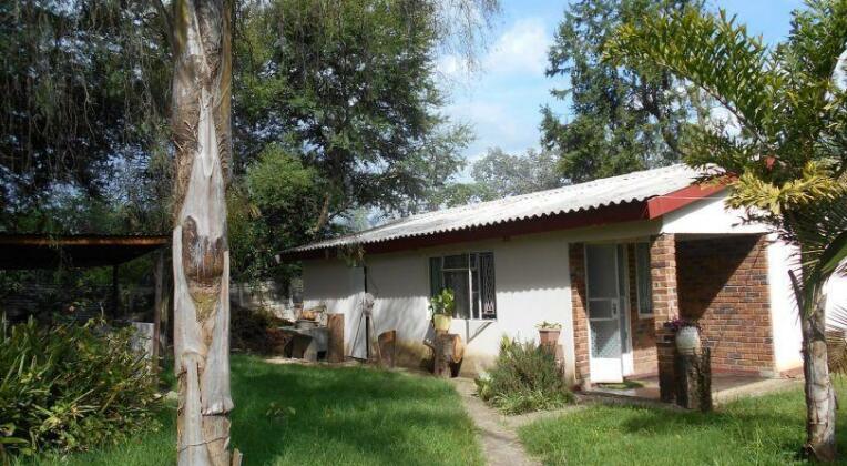 Trends Galore Guest House - Photo5