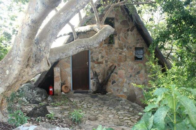 Big Cave Camp - Photo2