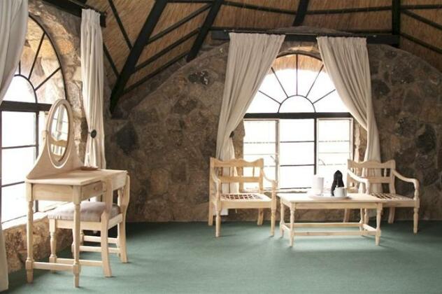 Matobo Hills Lodge - Photo2