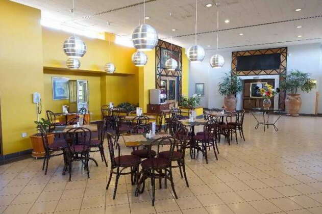 Holiday Inn - Mutare - Photo4