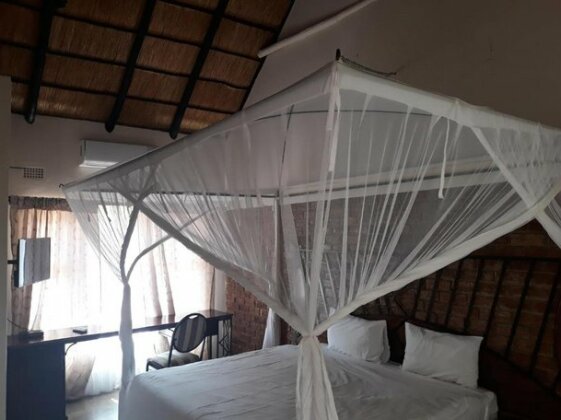 Irock Lodge - Photo2