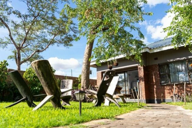 KhayaLethu Holiday Home - Photo4