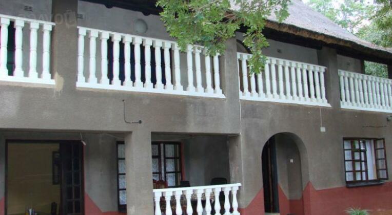 Mopani Lodge - Photo2