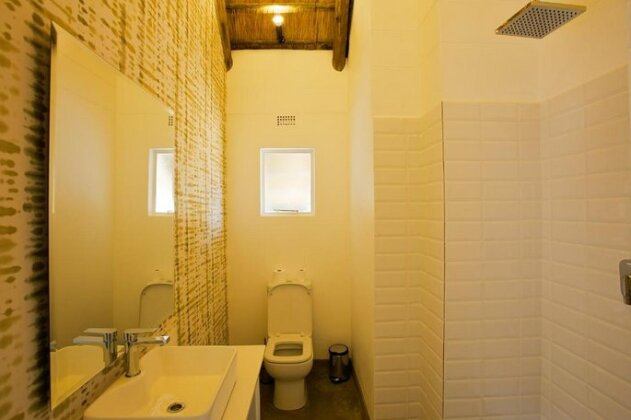 Shearwater's Explorers Village - Photo5