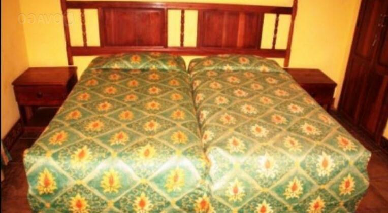 Teak Lodge
