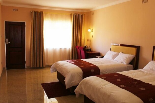 Golden Mile Hotel - Photo5